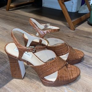 Antonio Melani Nalari Brown Croc Platform Heels